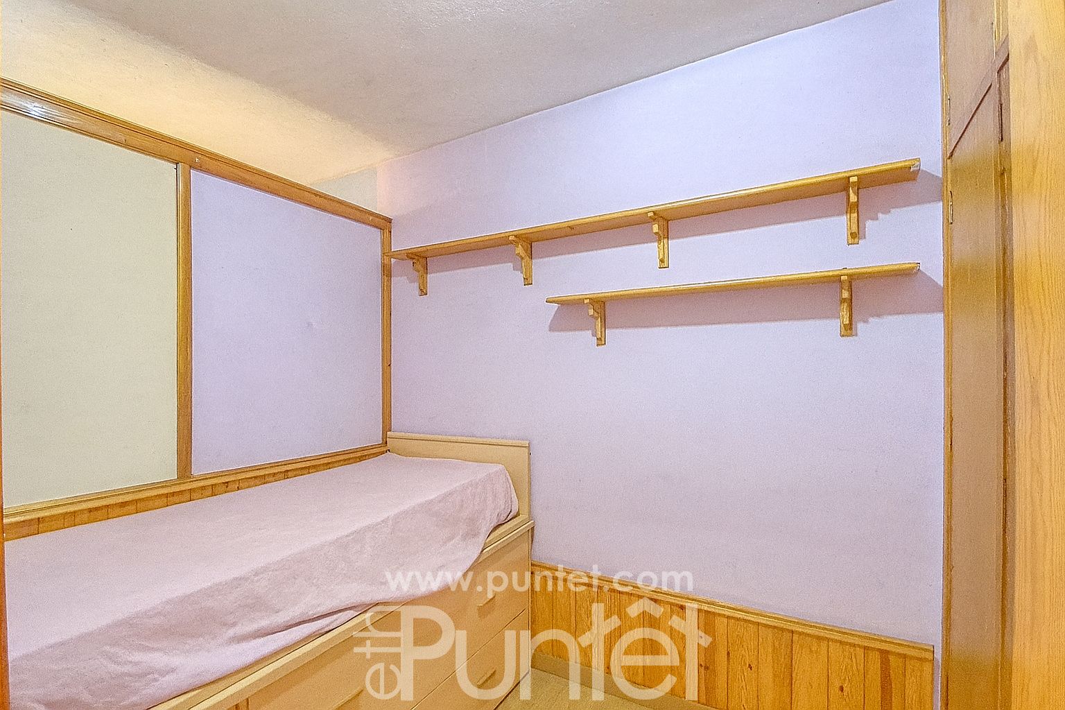 Apartamento de dos habitaciones a reformar en Betren (Vielha).