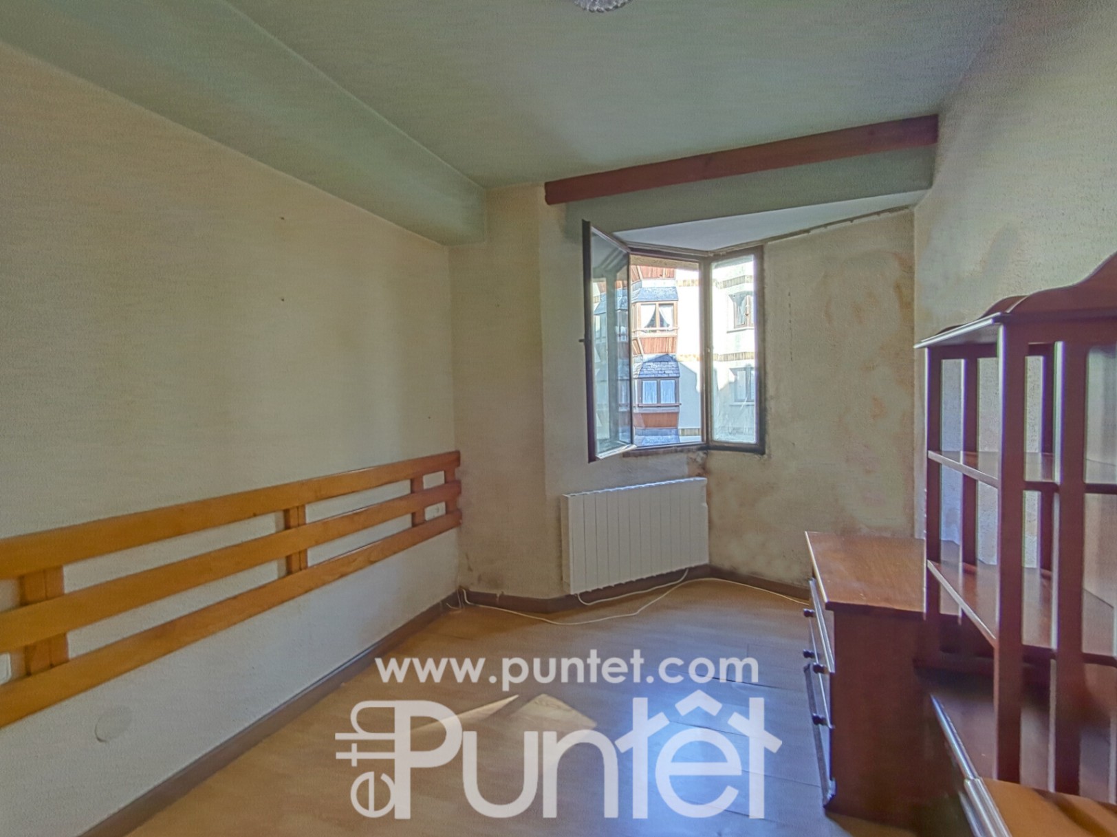 Apartamento de dos habitaciones a reformar en Betren (Vielha).
