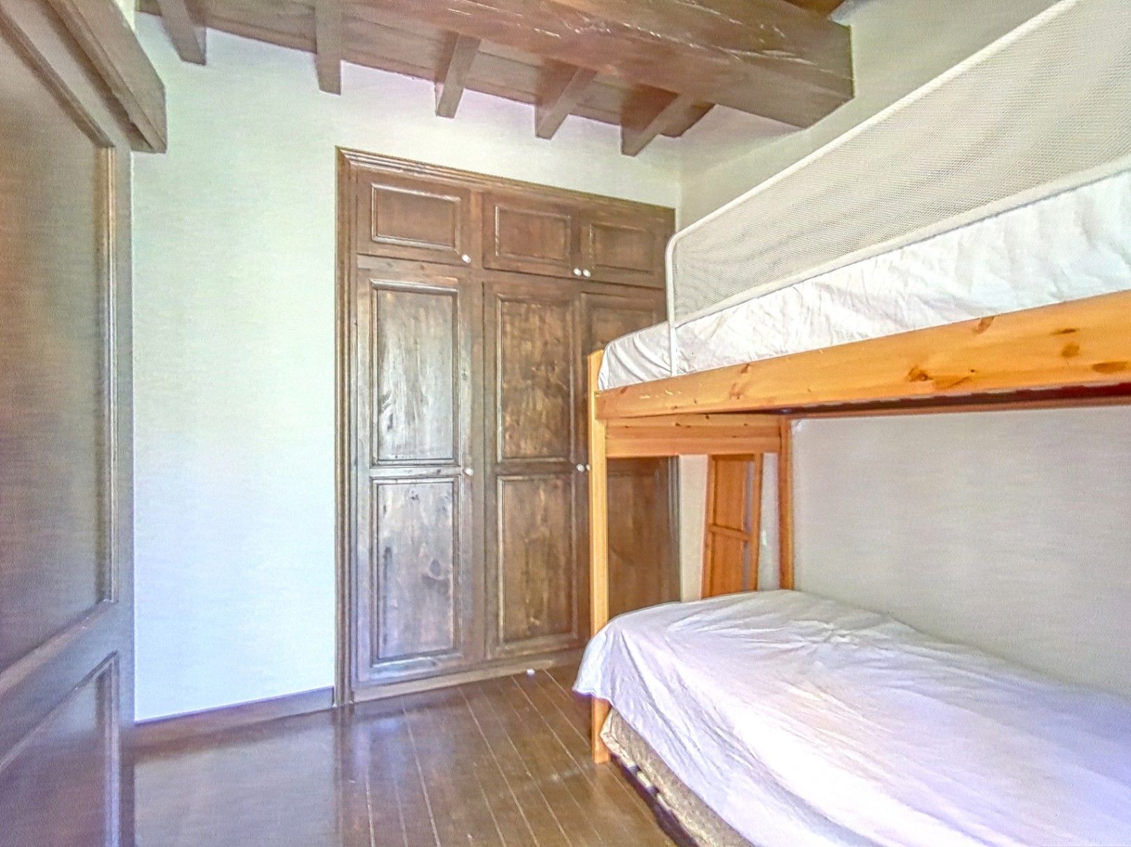 Exclusiva Casa Aranesa en Casarilh: El refugio invernal perfecto a 15 minutos de Baqueira Beret