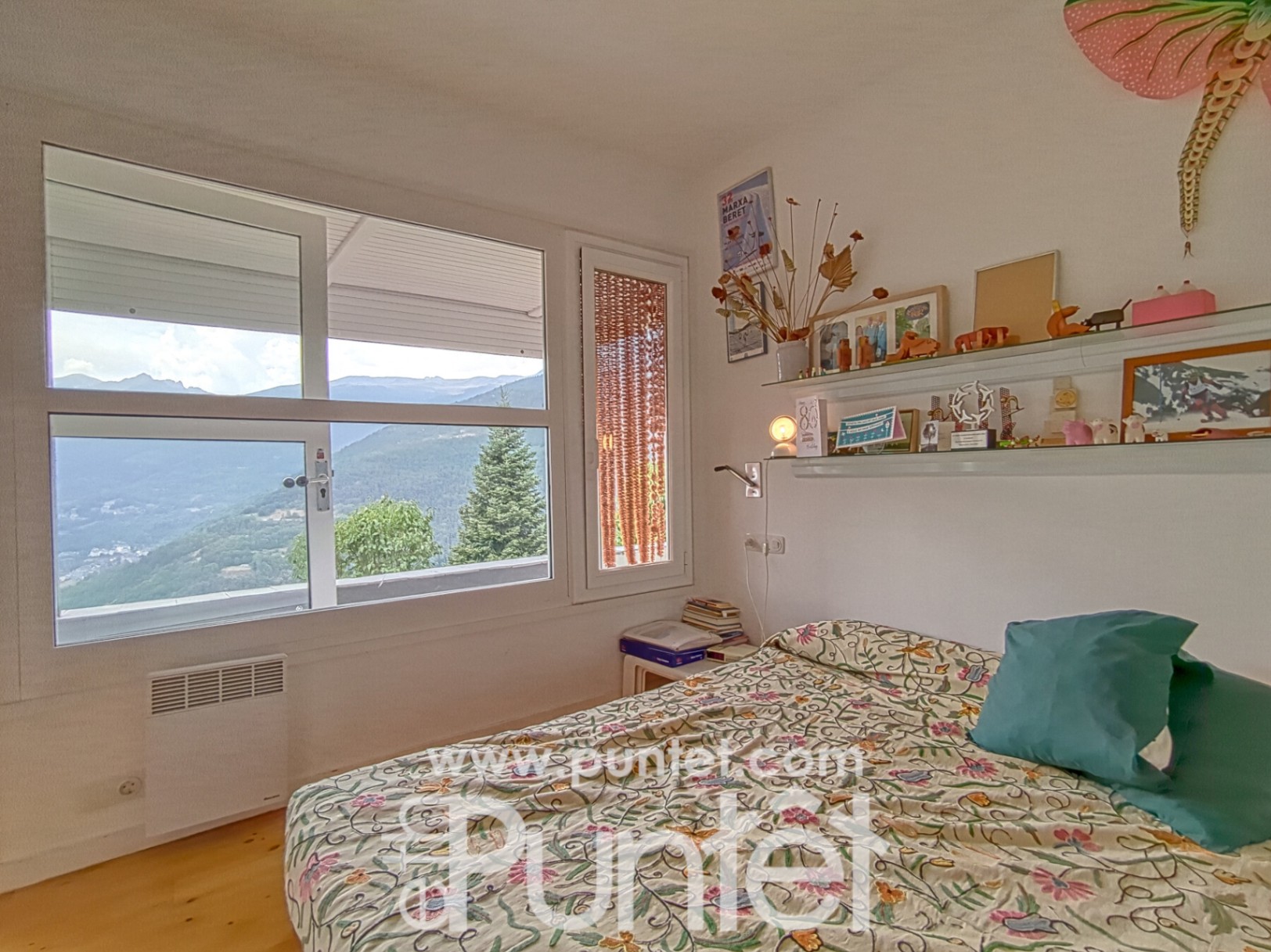 Casa con jardín y potencial urbanístico para 8 viviendas en Mont