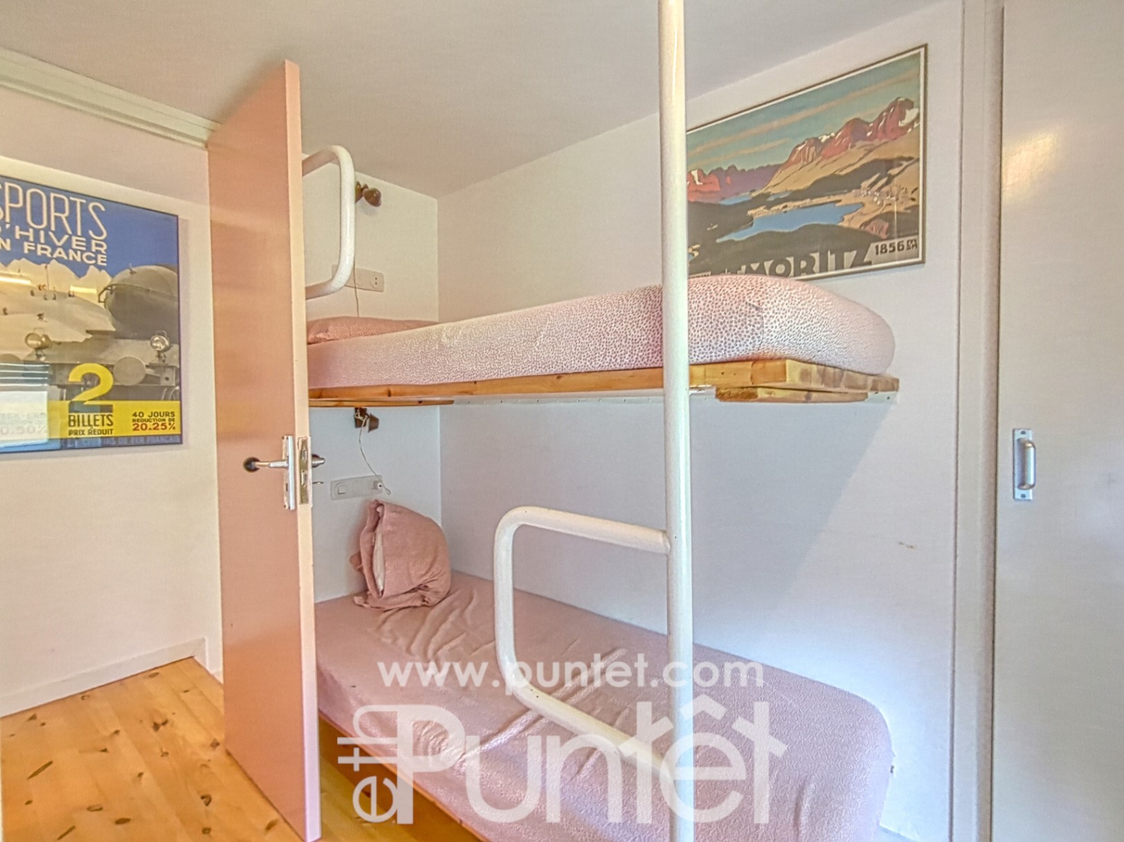 Casa con jardín y potencial urbanístico para 8 viviendas en Mont