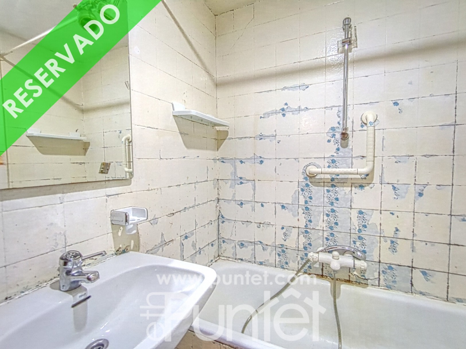 Apartamento de dos habitaciones a reformar en Betren (Vielha).