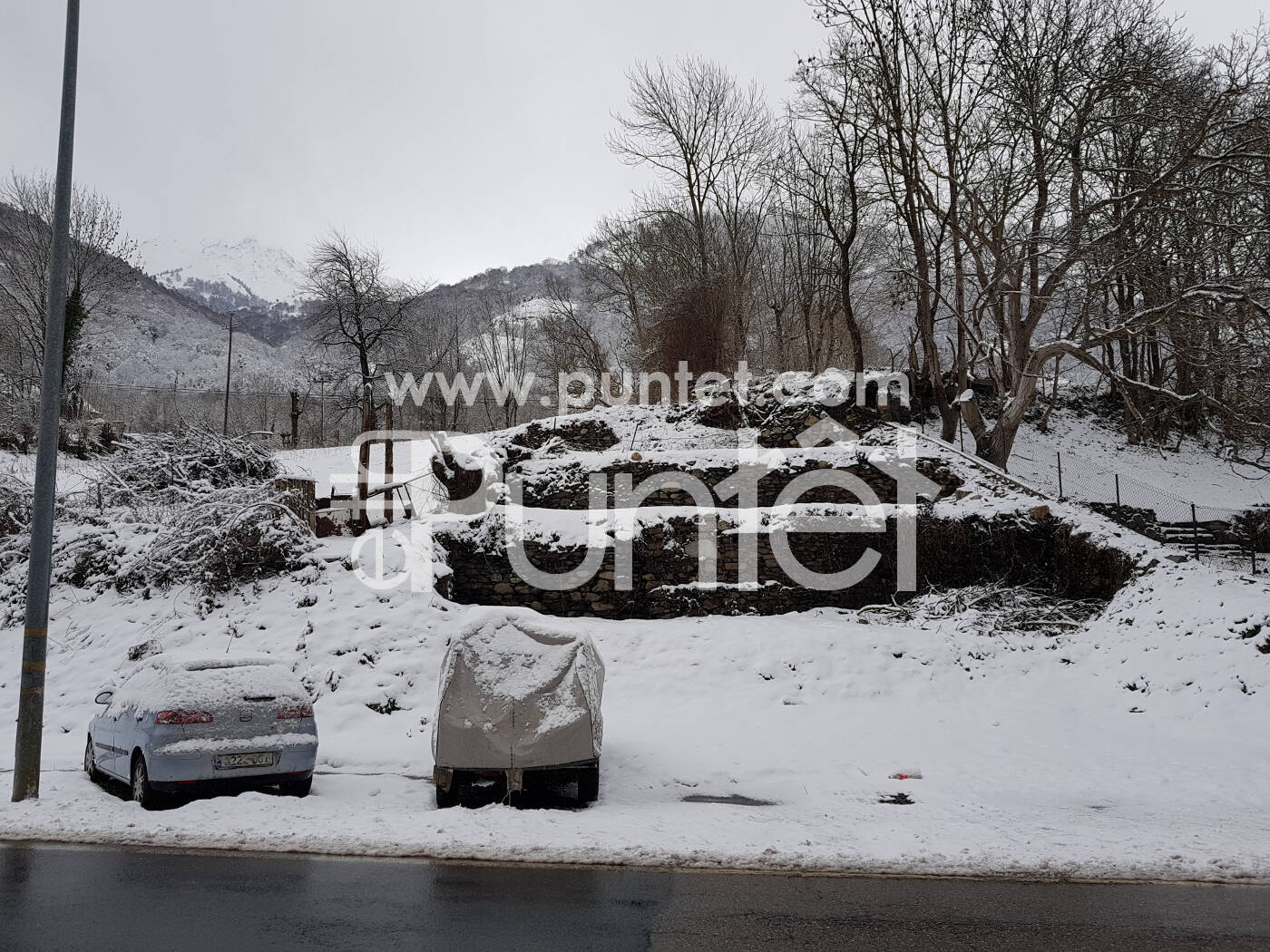 Parcela urbana en Les